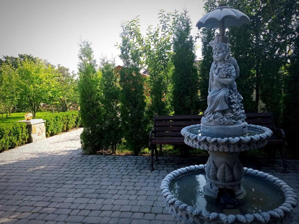 готельно-ресторанний комплекс прованс парк *